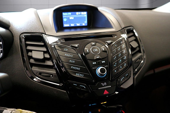 Ford Fiesta 14 of 23
