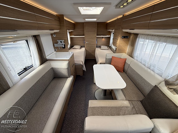 Adria ADORA 613 HT 7 of 9