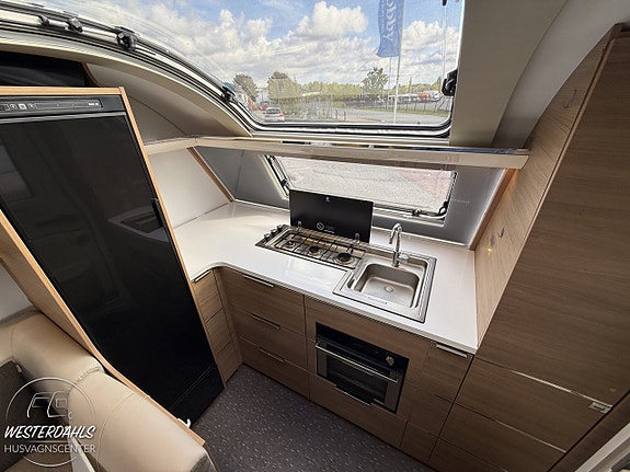 Adria ADORA 613 HT 4 of 9