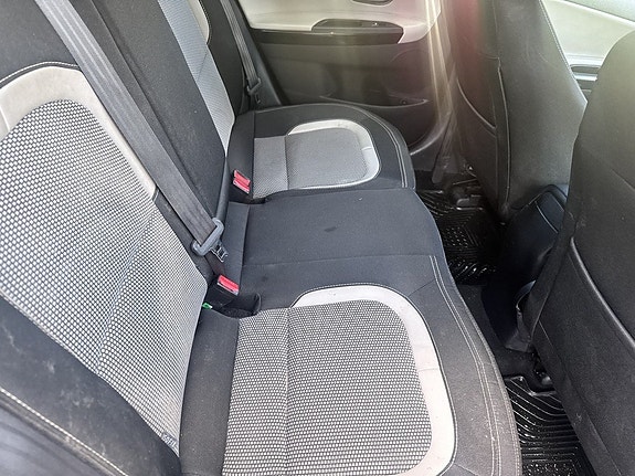 Kia Ceed 6 of 6