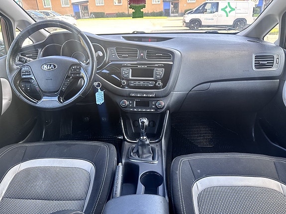 Kia Ceed 5 of 6