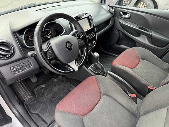 Mazda CX-3 13 of 15