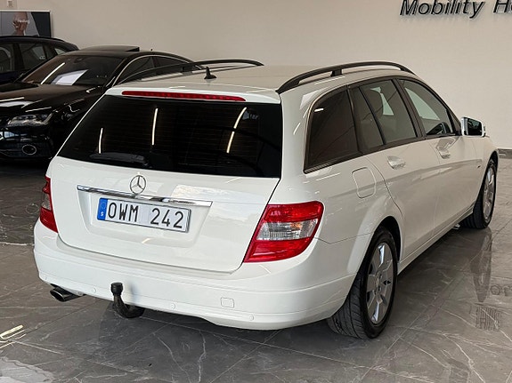 Mercedes-Benz C180 5 of 25