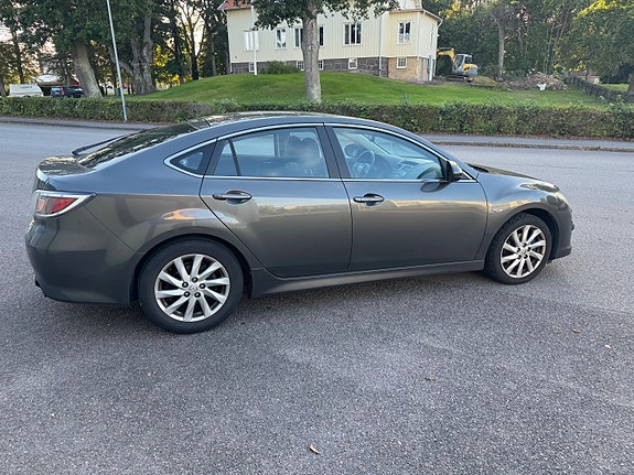 Mazda 6 2 of 10