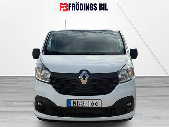 Renault Trafic 4 of 19
