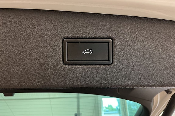 Volkswagen Tiguan 22 of 27