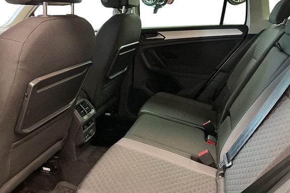 Volkswagen Tiguan 13 of 27