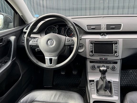 Volkswagen Passat 8 of 9
