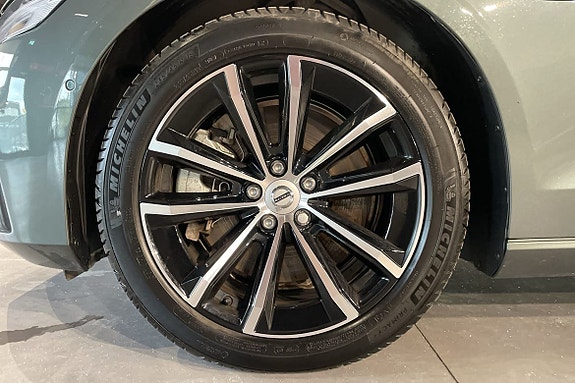 Volvo V60 12 of 12
