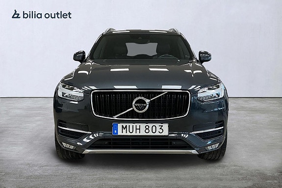 Volvo XC90 8 of 29