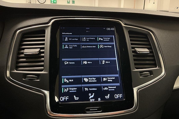 Volvo XC90 17 of 29