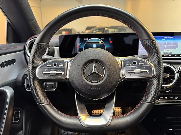 Mercedes-Benz CLA180 10 of 16