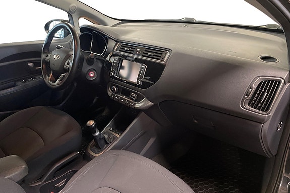 Kia Rio 19 of 24