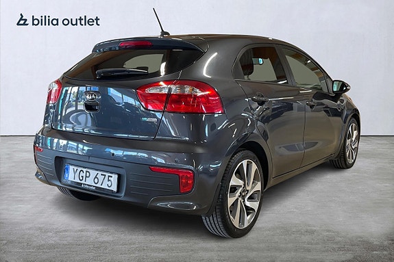 Kia Rio 8 of 24