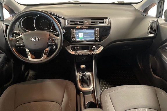 Kia Rio 12 of 24