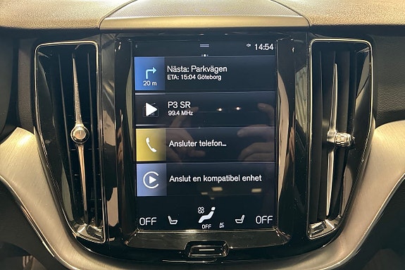 Volvo XC60 15 of 21