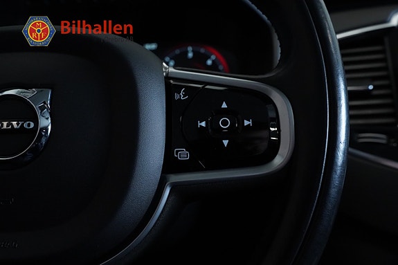 Volvo XC90 29 of 30