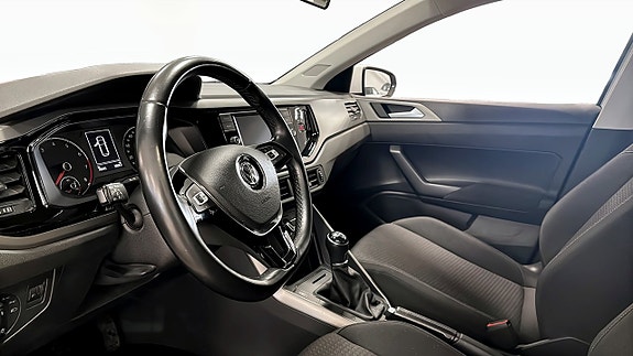 Volkswagen Polo 7 of 12