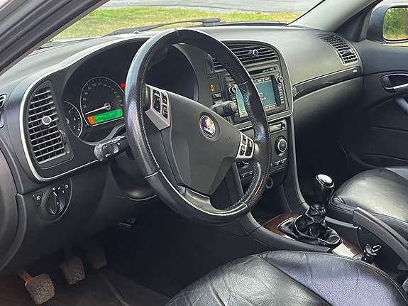 Saab 9-3X 8 of 13