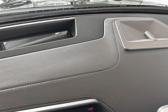 Polestar 4 25 of 30