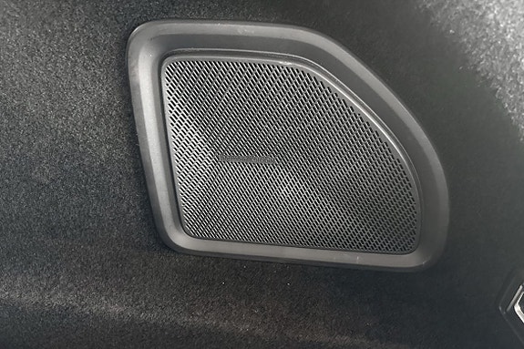 Polestar 4 18 of 30