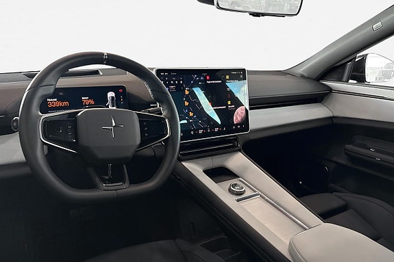 Polestar 4 13 of 30