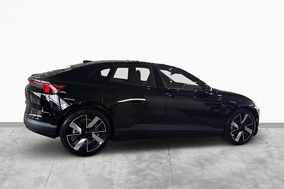 Polestar 4 4 of 30