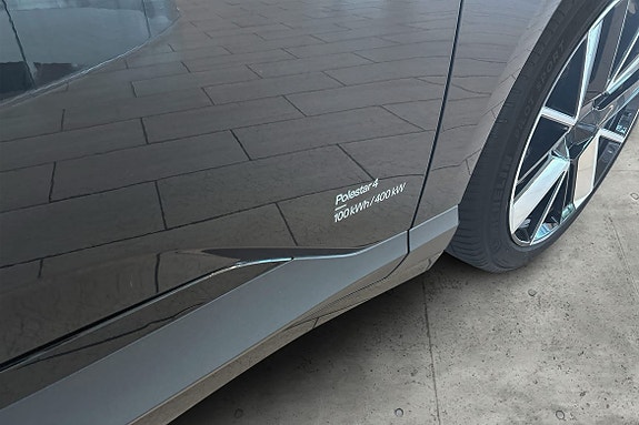 Polestar 4 18 of 30