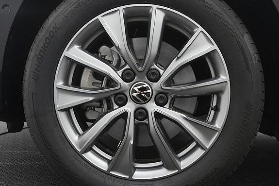 Volkswagen Multivan 16 of 20