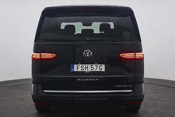 Volkswagen Multivan 5 of 20