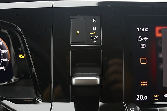 Volkswagen Multivan 11 of 20