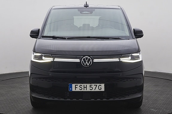Volkswagen Multivan 4 of 20