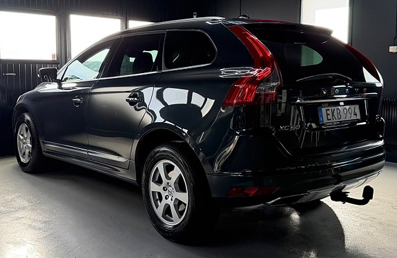Volvo XC60 3 of 14