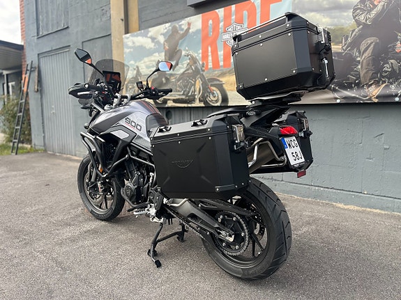 Triumph Tiger 900 GT Pro 6 of 10