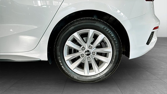 Audi A3 6 of 14