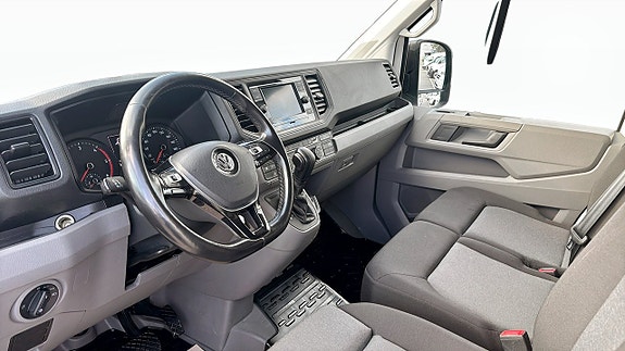 Volkswagen Crafter 7 of 12
