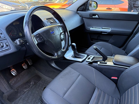 Volvo V50 5 of 12