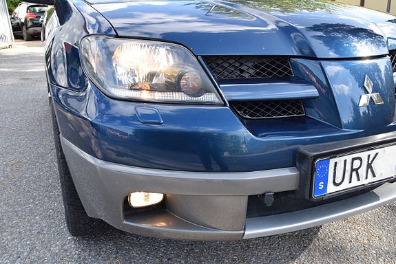 Mitsubishi Outlander 16 of 18