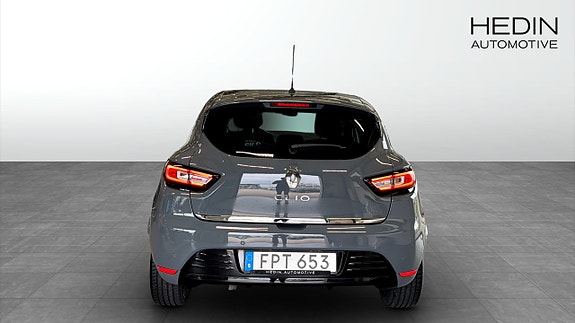 Renault Clio 7 of 10