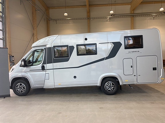 Adria COMPACT SUPREME DL Alsike Maskin räntekampanj 3,49%, gäller Fre-Sön 5 of 29