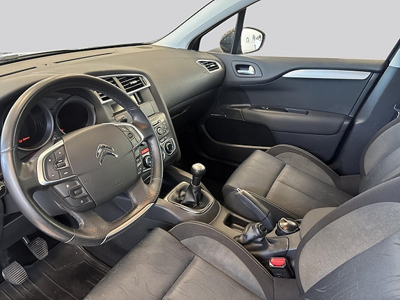 Citroen C4 13 of 15