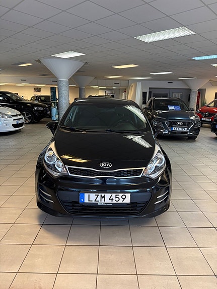 Kia Rio 5 of 17