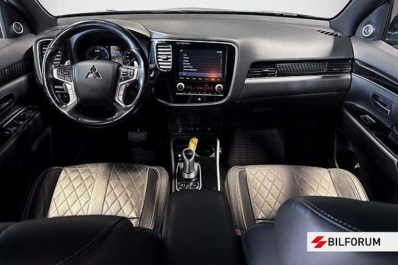 Mitsubishi Outlander 12 of 14