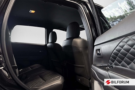 Mitsubishi Outlander 14 of 14