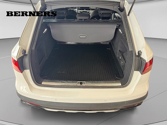 Audi A4 allroad 4 of 12