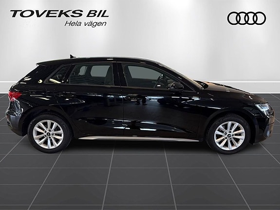 Audi A3 4 of 13