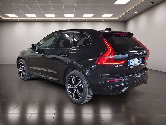 Volvo XC60 3 of 19