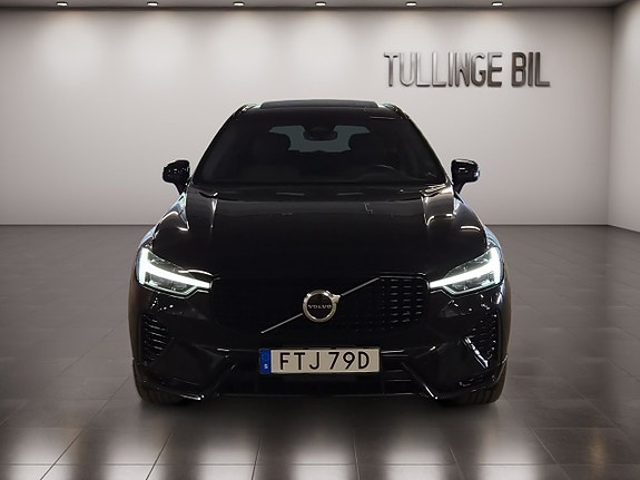 Volvo XC60 8 of 19