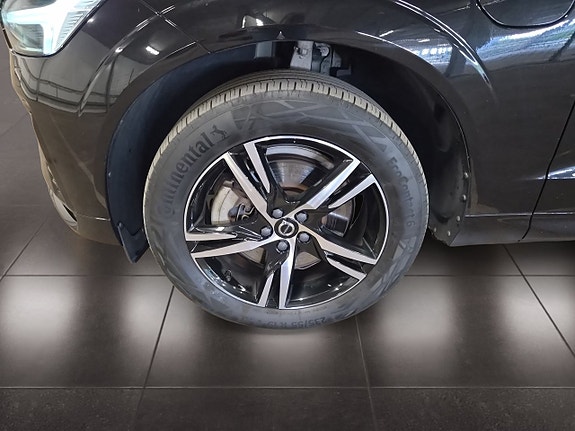 Volvo XC60 9 of 19
