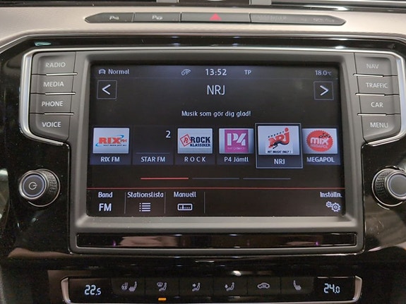 Volkswagen Passat Alltrack 18 of 21